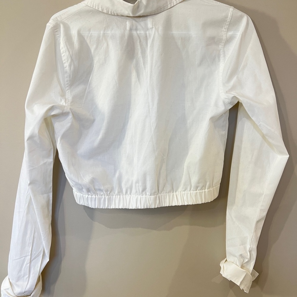 Hollister White Cropped Button-Up Blouse - Picture 2 of 3